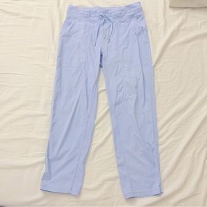 Dance Studio Mid-Rise Cropped Pant